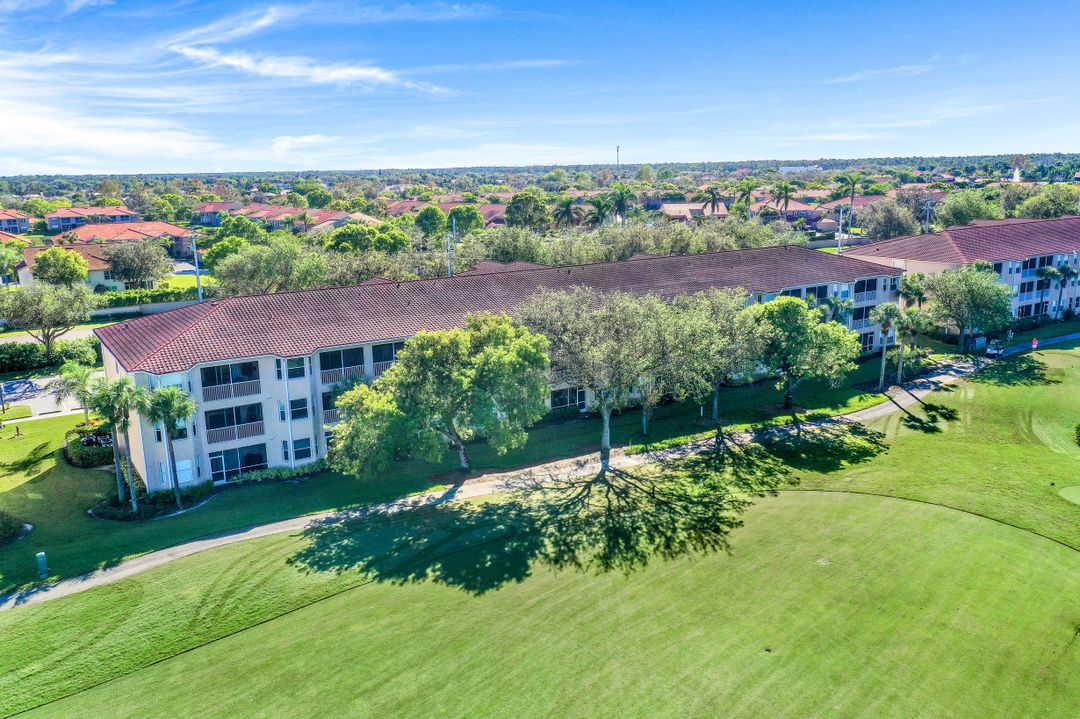 2720 Cypress Trace Cir #2921, Naples, FL 34119