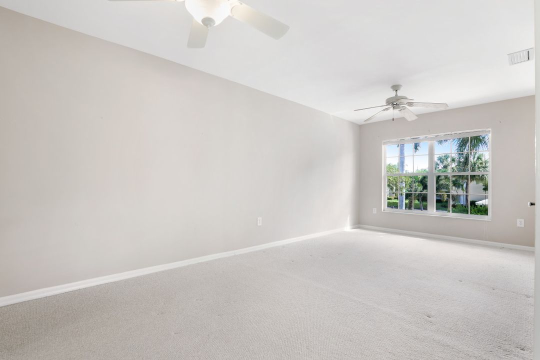 5635 Turtle Bay Dr #12, Naples, FL 34108