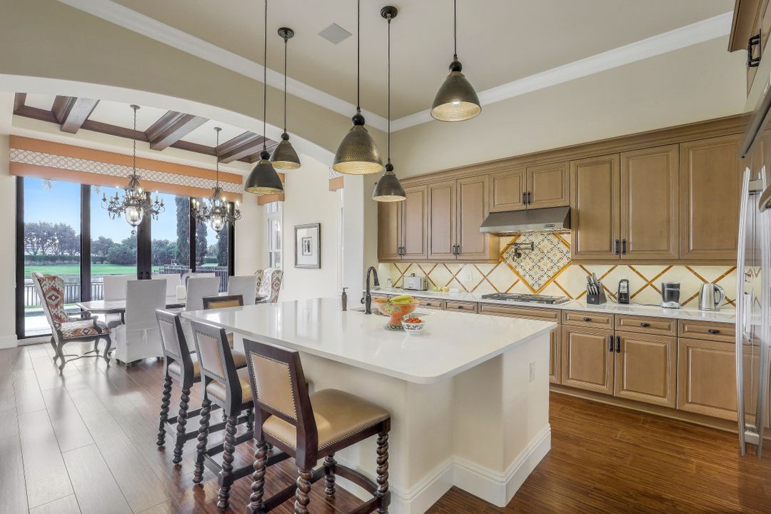 16671 Pistoia Way, Naples, FL 34110