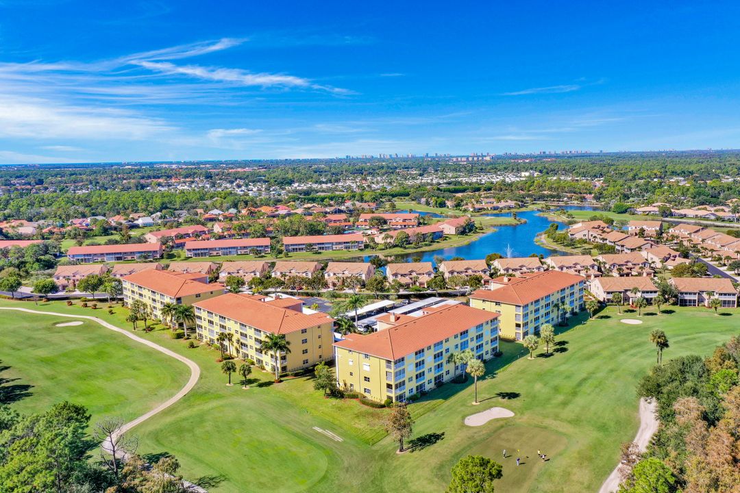 6828 Sterling Greens Dr #4402, Naples, FL 34104
