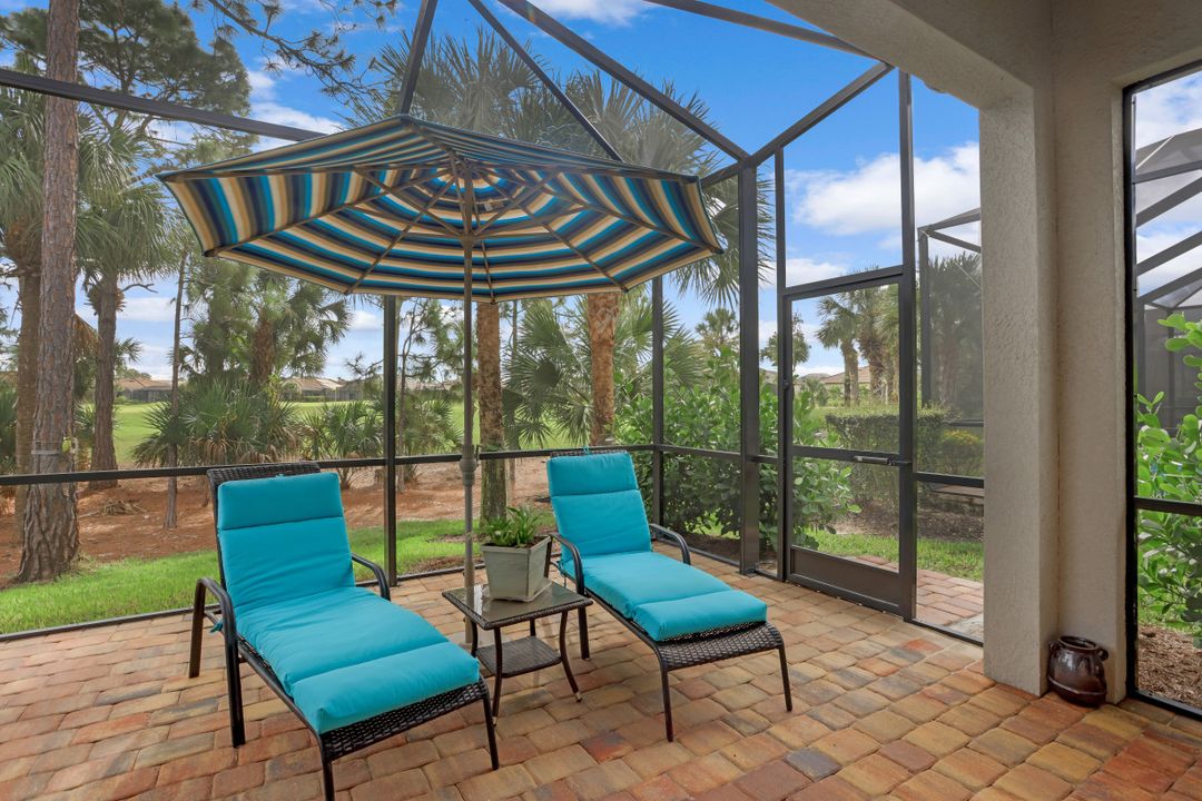 9350 Greyhawk Trl, Naples, FL 34120