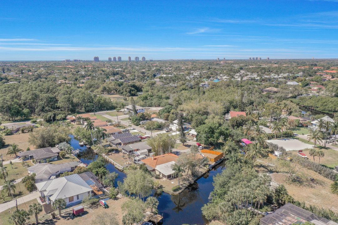 9820 Montana Ct, Bonita Springs, FL 34135