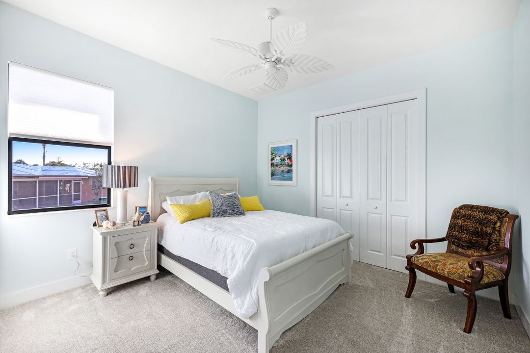 5828 SW 1st Ave, Cape Coral, FL 33914