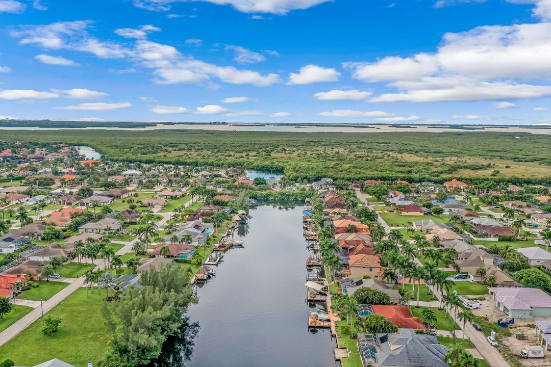 5315 SW 25th Pl, Cape Coral, FL 33914