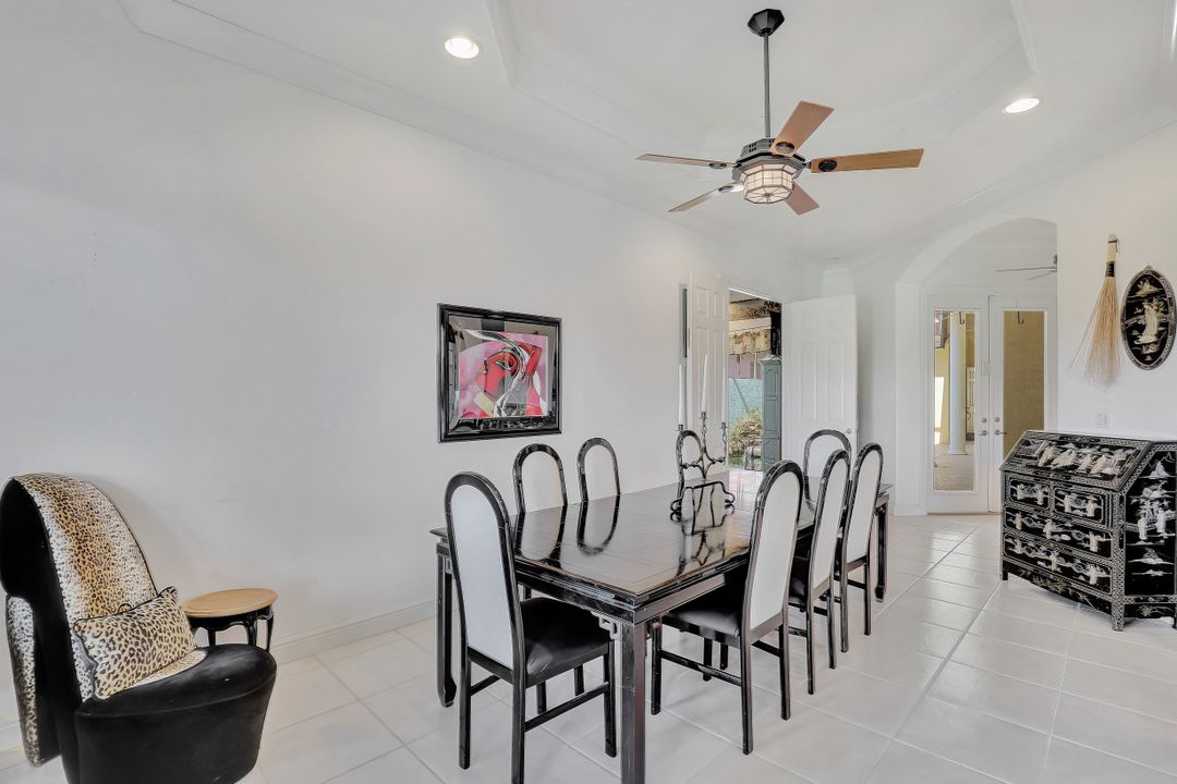 112 April Sound Dr, Naples, FL 34119