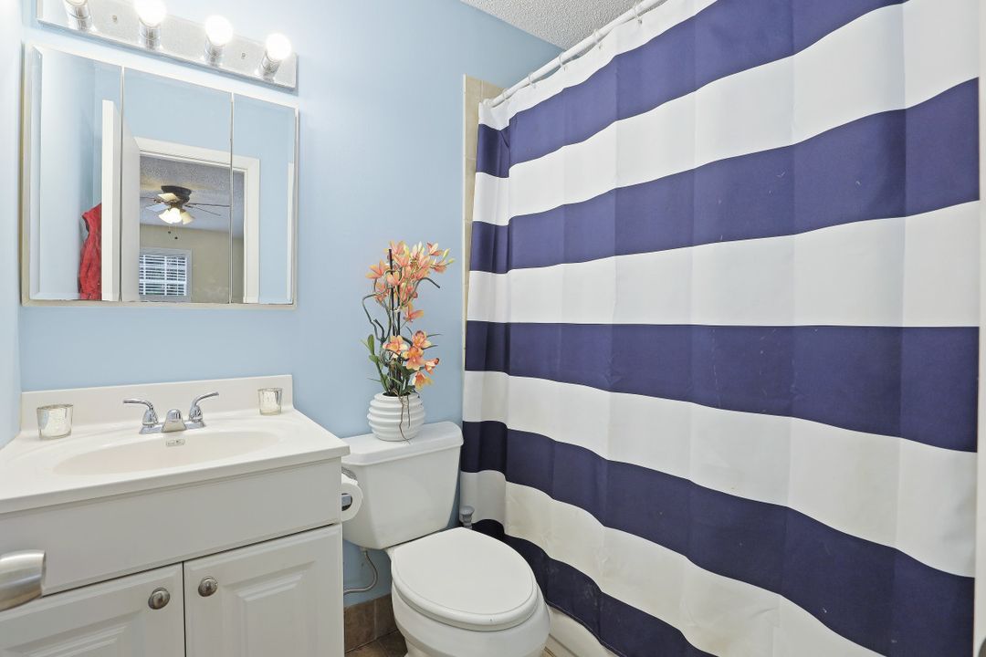 3611 8th Ave SE, Naples, FL 34117