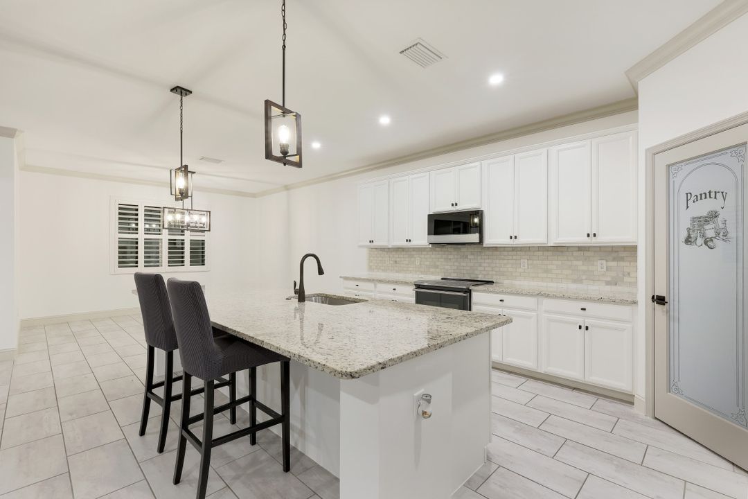 16520 Bonita Landing Cir, Bonita Springs, FL 34135