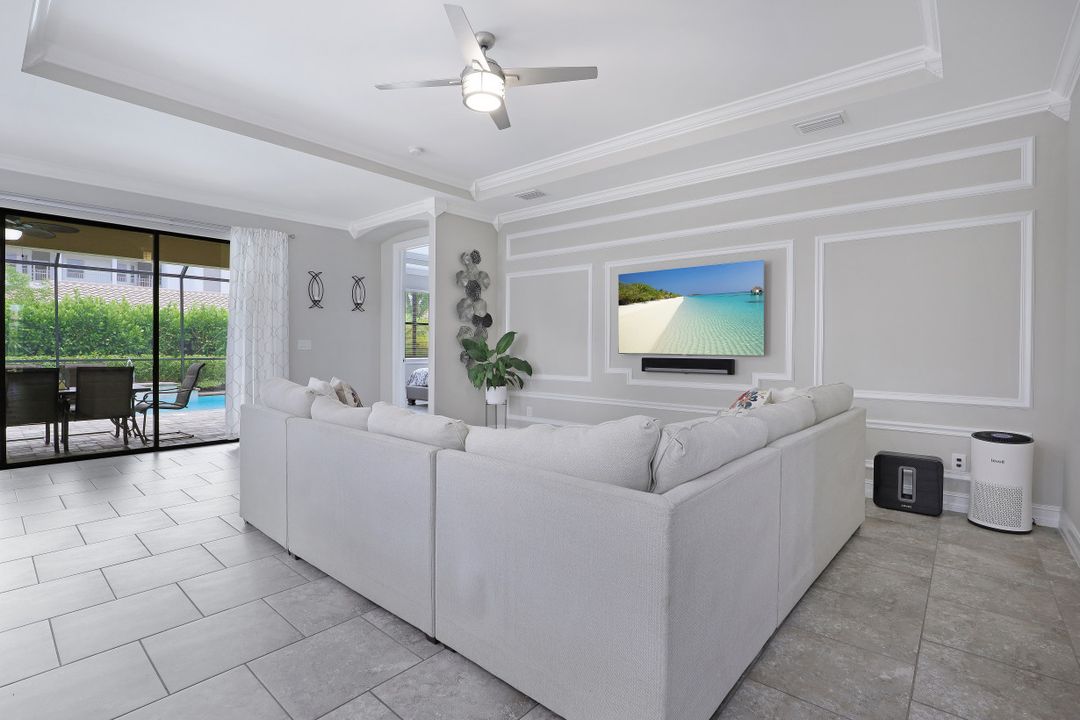 14482 Tuscany Pointe Trail, Naples, FL 34120