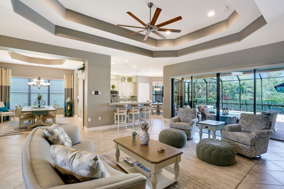 2958 Cinnamon Bay Cir, Naples, FL 34119