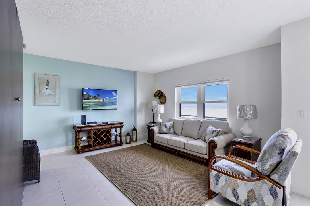 240 Seaview Ct #403, Marco Island, FL 34145