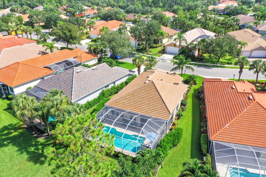 6117 Highwood Park Ln, Naples, FL 34110