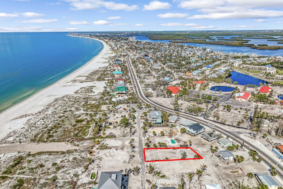 6053 Gulf Rd, Fort Myers Beach, FL 33931