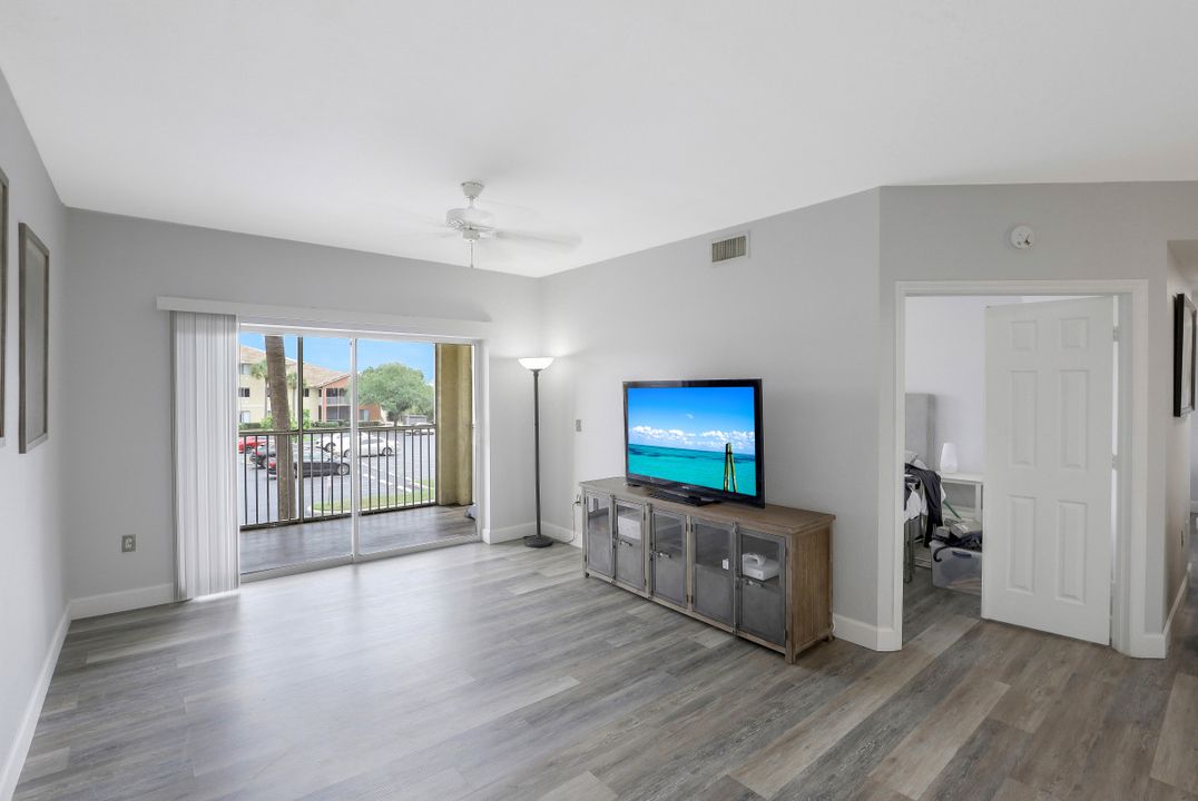 6330 Aragon Way #204, Fort Myers, FL 33966