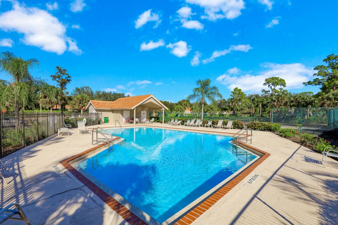 4259 Covey Cir, Naples, FL 34109