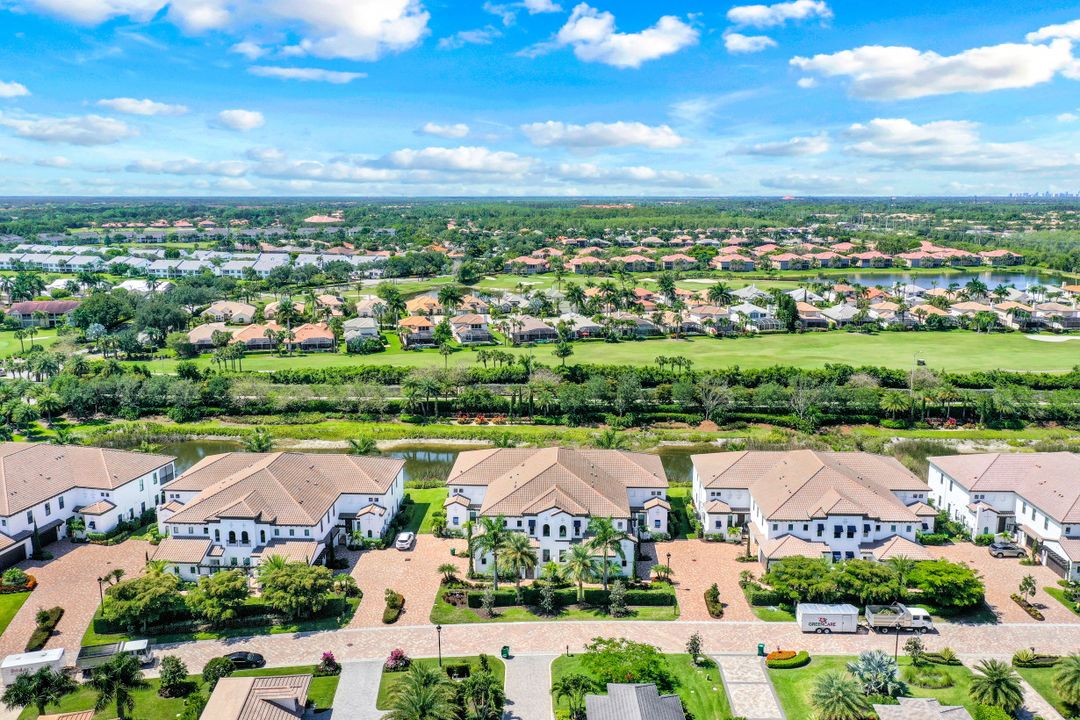 16340 Corsica Way #202, Naples, FL 34110