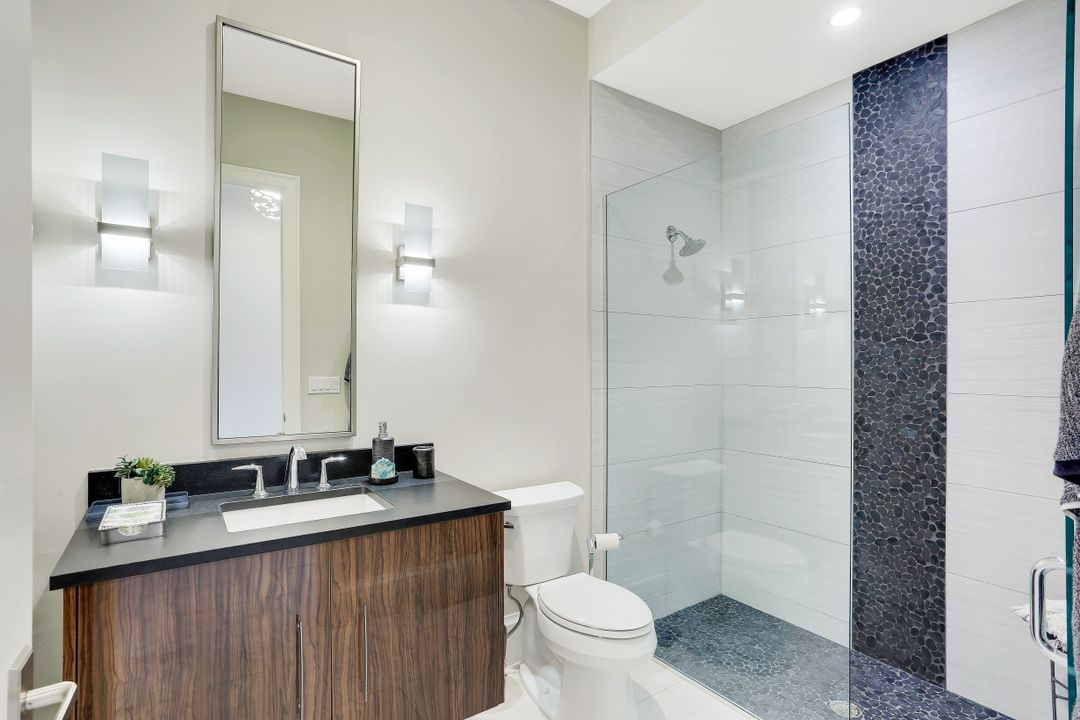 16428 Talis Park Dr, Naples, FL 34110