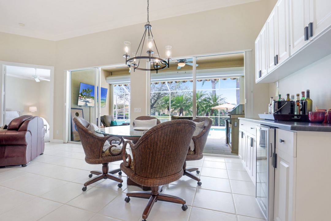 2888 Hatteras Way, Naples, FL 34119