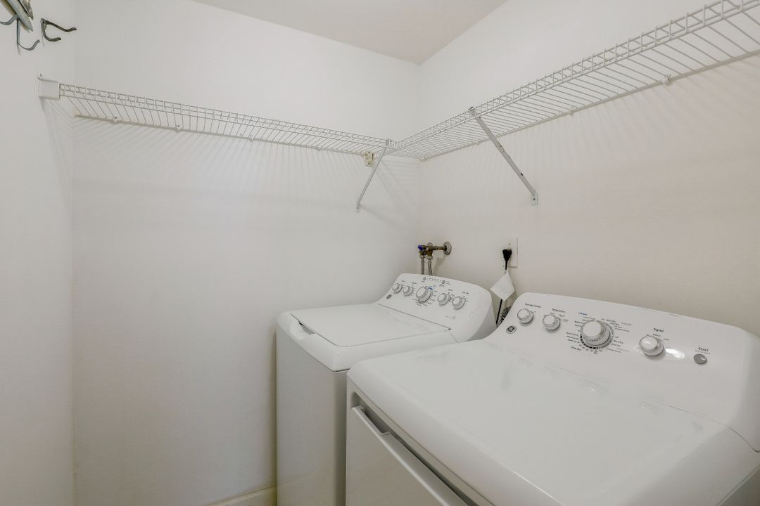 4051 Gulf Shore Blvd N #1105, Naples, FL 34103