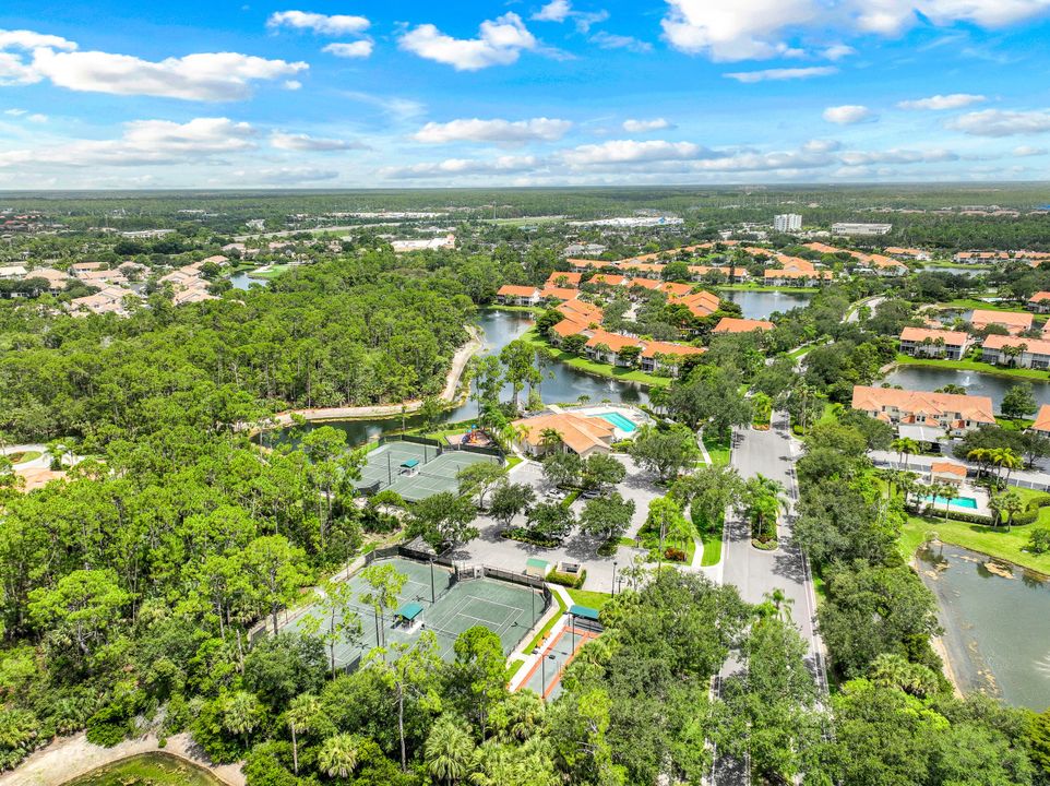 5100 Cedar Springs Dr #201, Naples, FL 34110