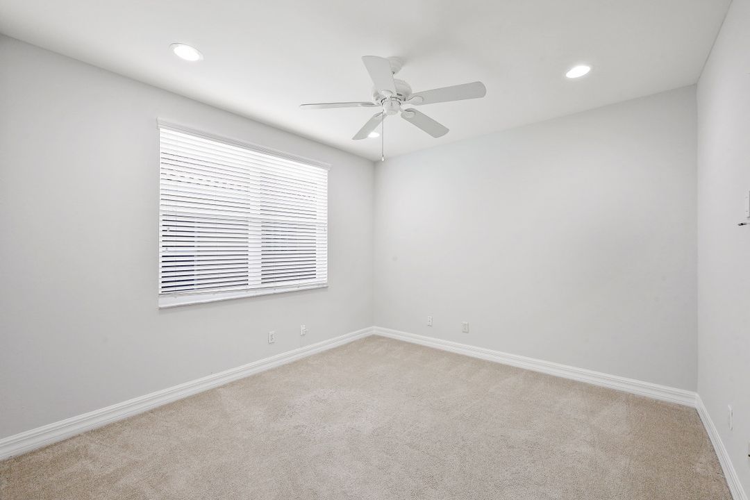 2366 Butterfly Palm Dr, Naples, FL 34119