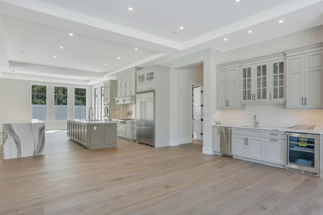 6435 Sable Ridge Ln, Naples, FL 34109