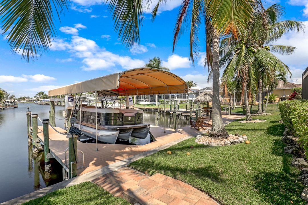 2227 SW 54th Ln, Cape Coral, FL 33914