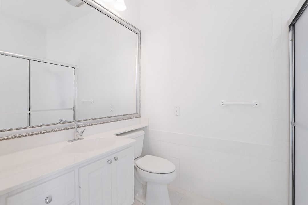 2938 Gilford Way, Naples, FL 34119