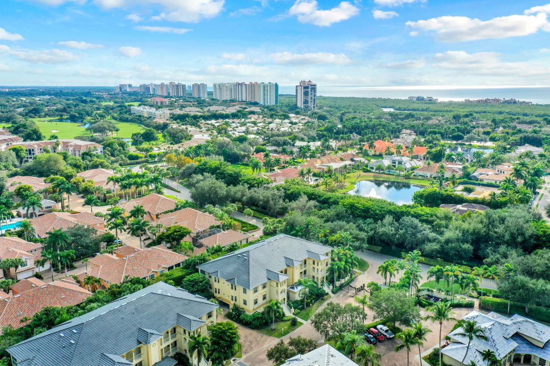 700 Bentwater Cir #103, Naples, FL 34108