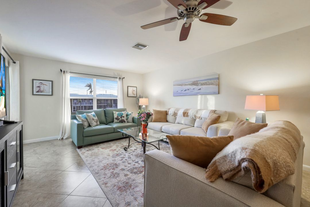 912 SE 46th St #202, Cape Coral, FL 33904