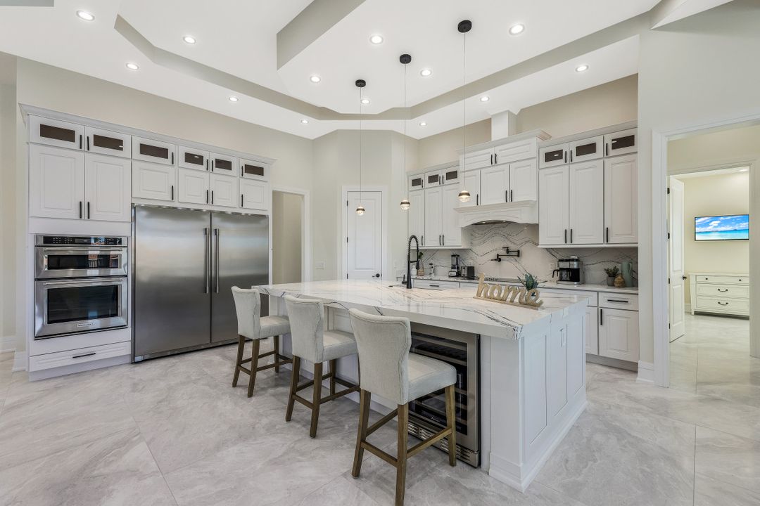 5332 Malibu Ct, Cape Coral, FL 33904