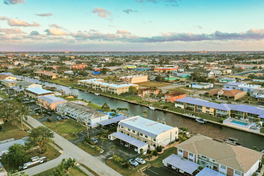 912 SE 46th St #202, Cape Coral, FL 33904