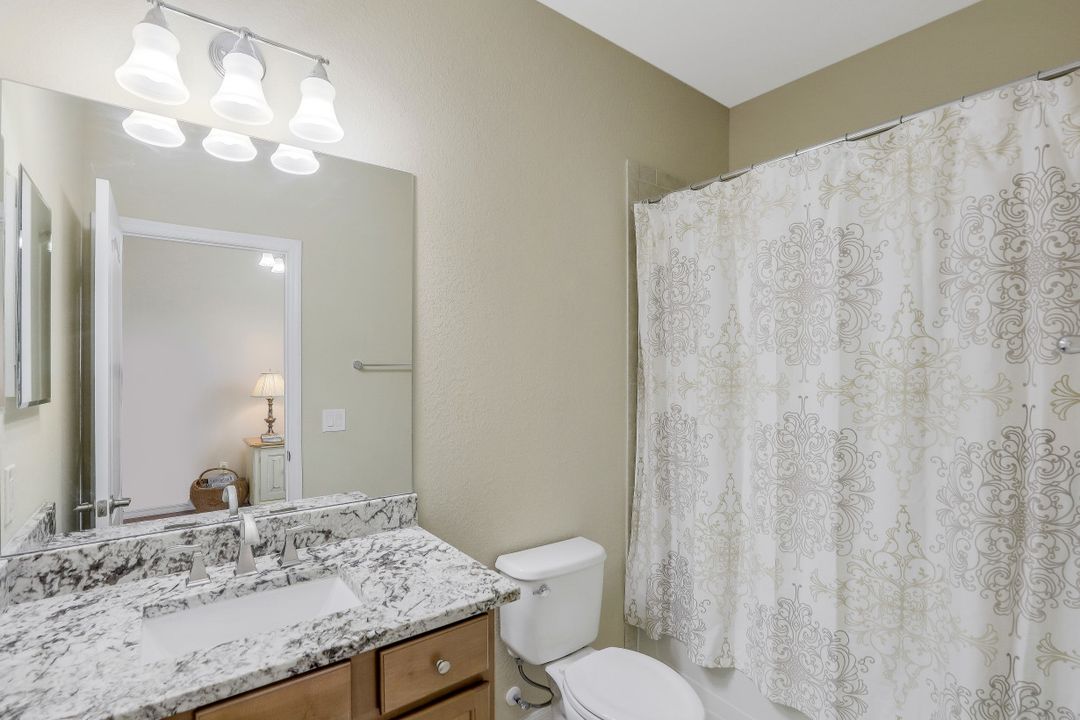 14615 Fern Lake Ct, Naples, FL 34114