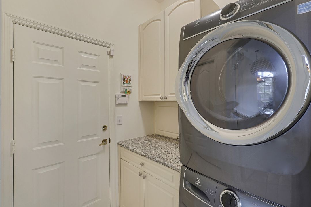 8006 Kilkenny Ct, Naples, FL 34112