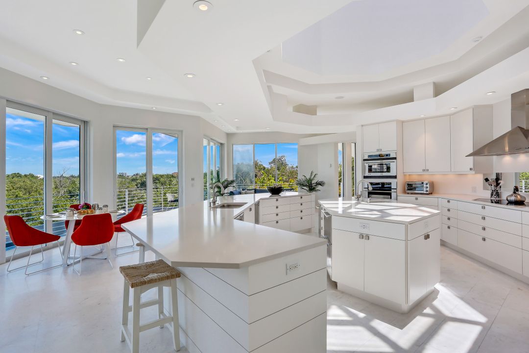 795 Waterside Dr, Marco Island, FL 34145