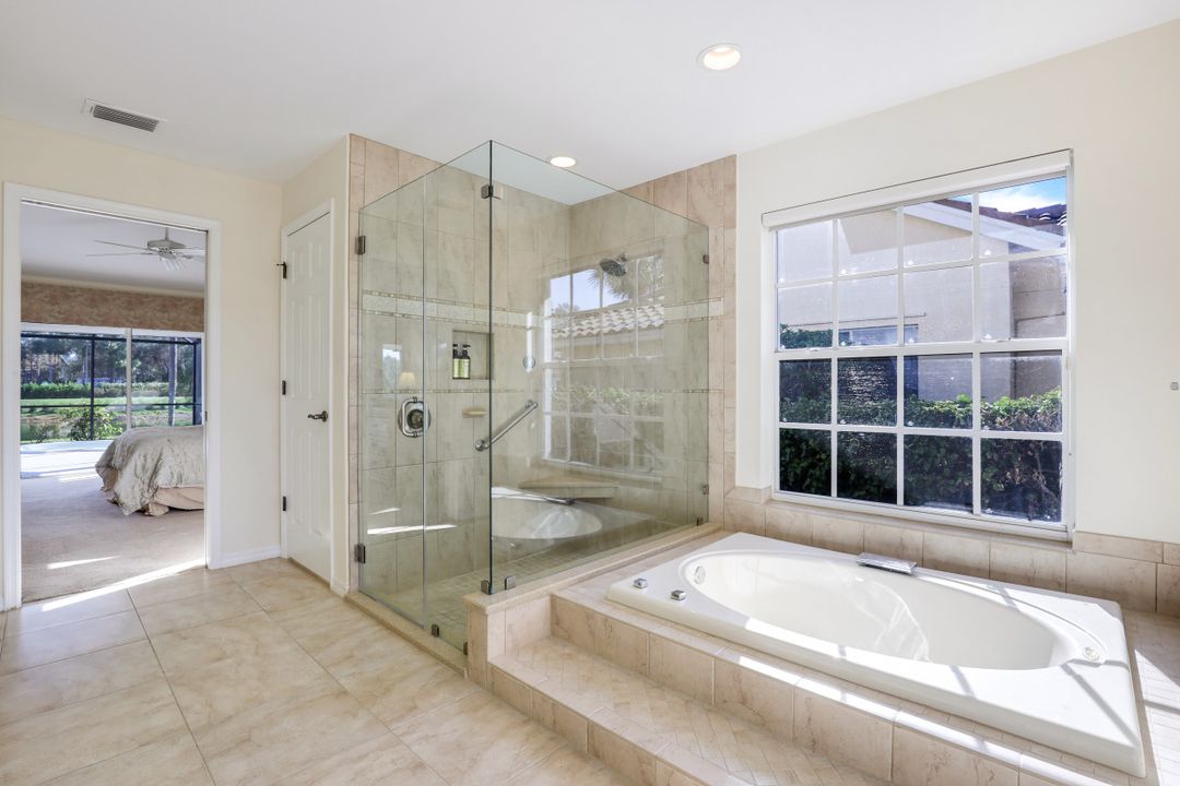 13331 Bridgeford Ave, Bonita Springs, FL 34135