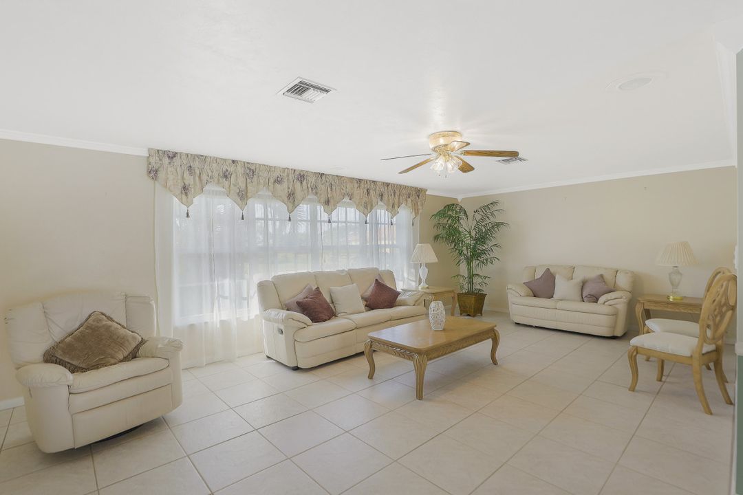 2929 SE 20th Ave, Cape Coral, FL 33904