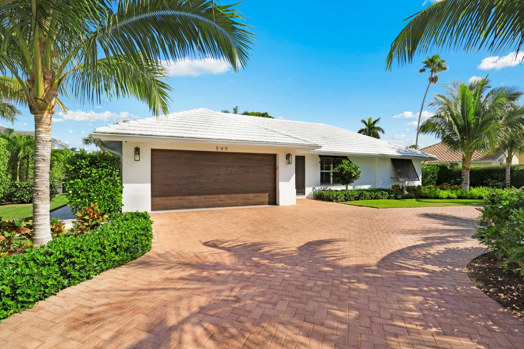 549 Neapolitan Way, Naples, FL 34103