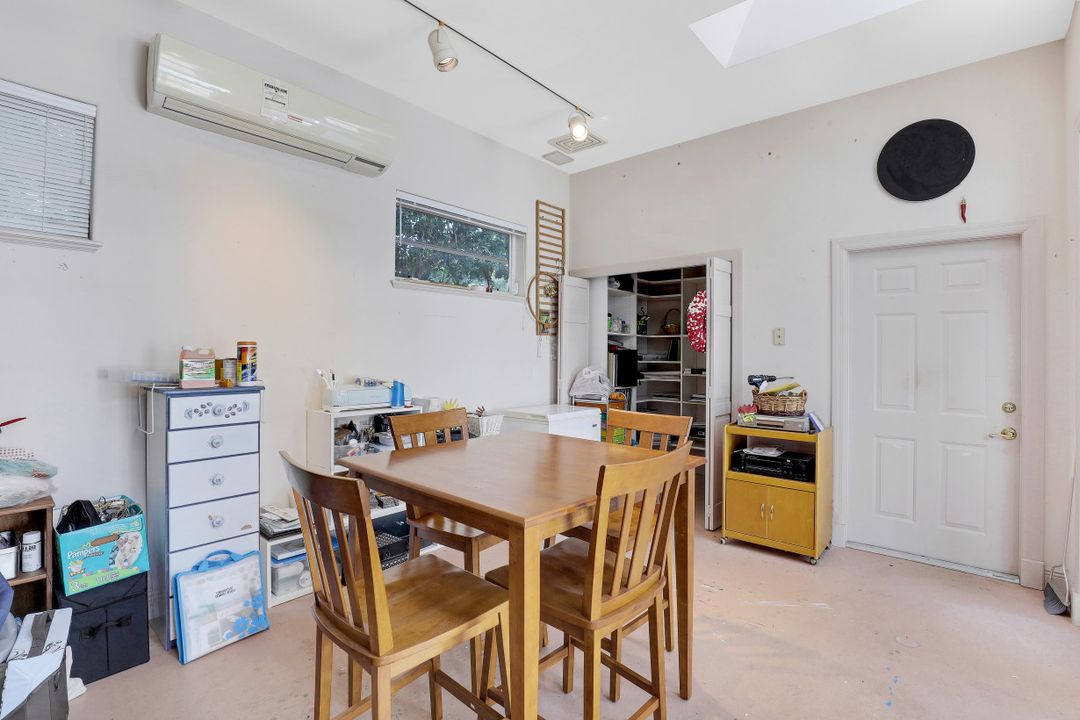 20801 Groveline Ct, Estero, FL 33928