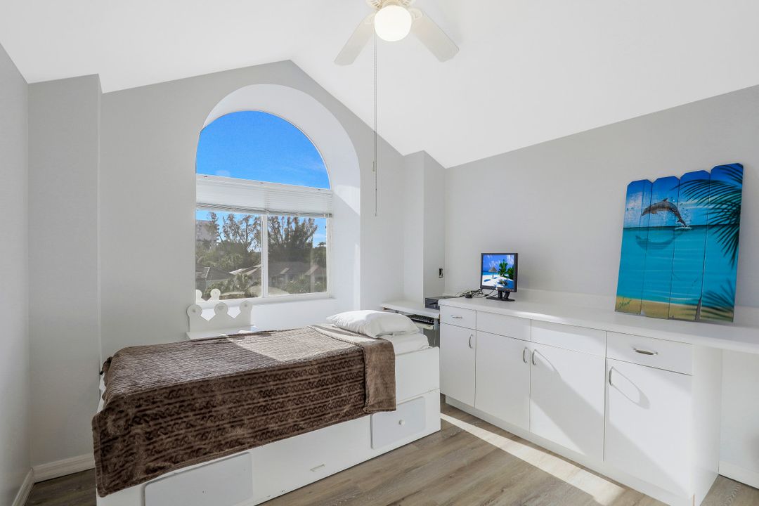 971 Java Ct, Marco Island, FL 34145