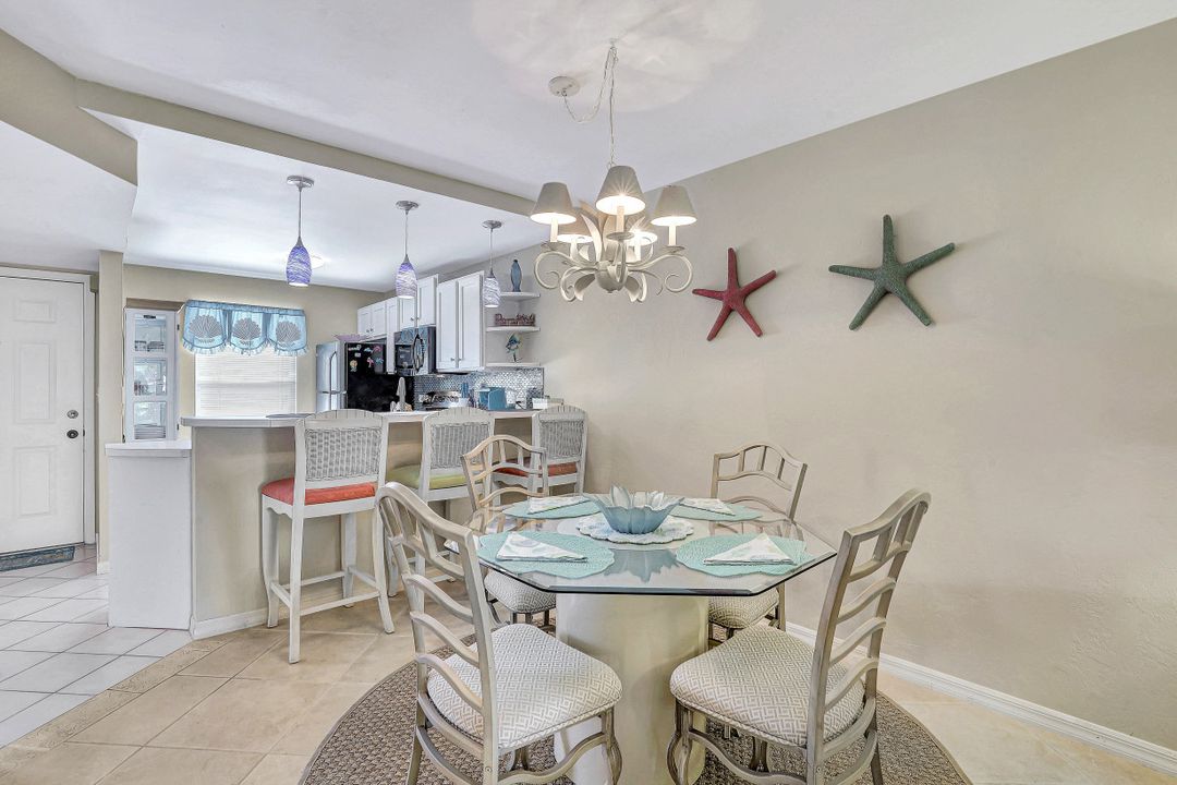 651 W Elkcam Cir #813, Marco Island, FL 34145