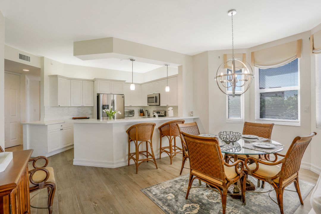 400 Flagship Dr #401, Naples, FL 34108