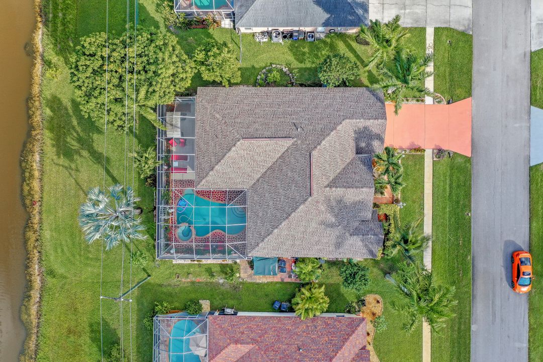 4552 Varsity Cir, Lehigh Acres, FL 33971