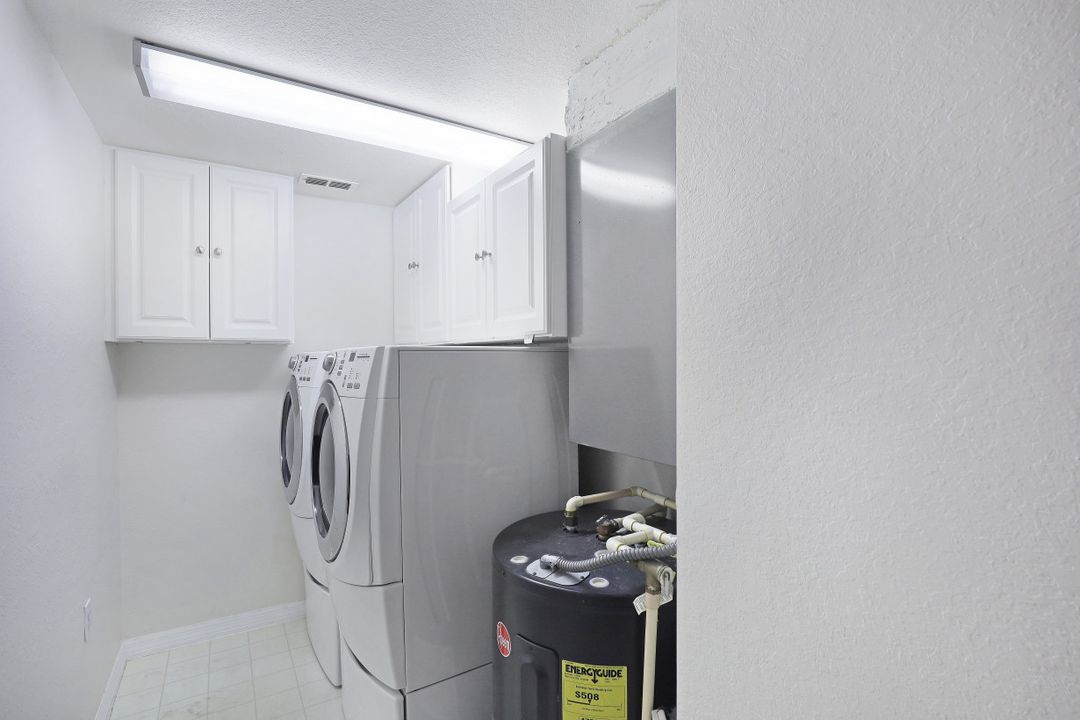 8244 Key Royal Cir #633, Naples, FL 34119