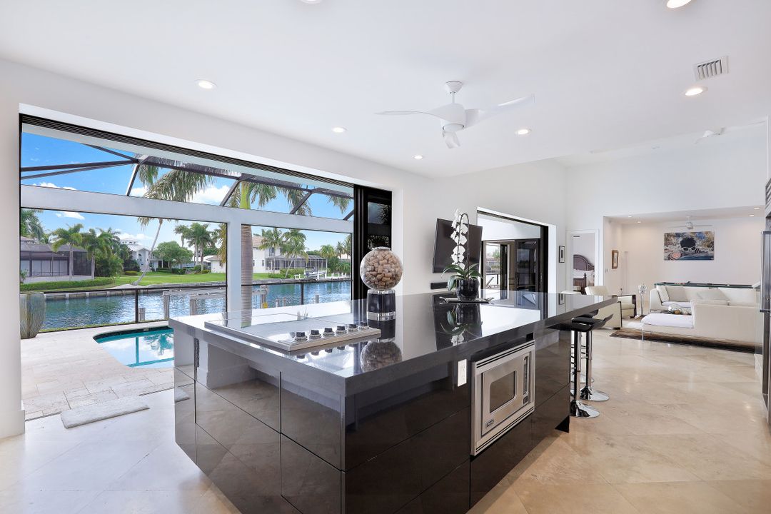 480 Parkhouse Ct, Marco Island, FL 34145