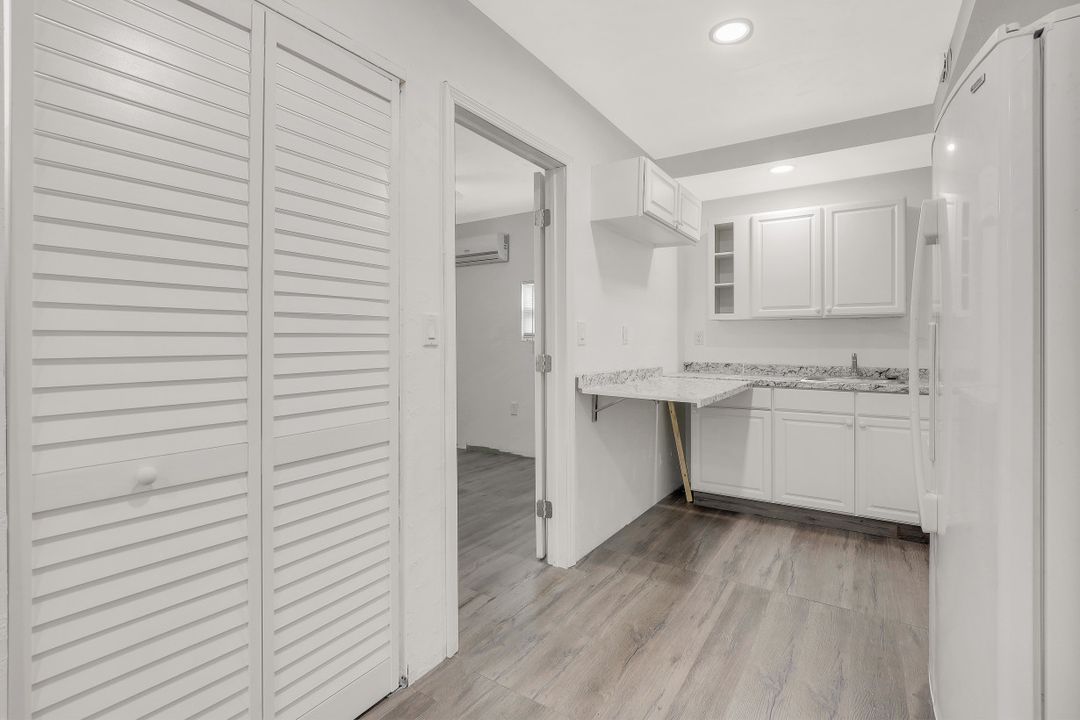 3660 20th Ave SE, Naples, FL 34117