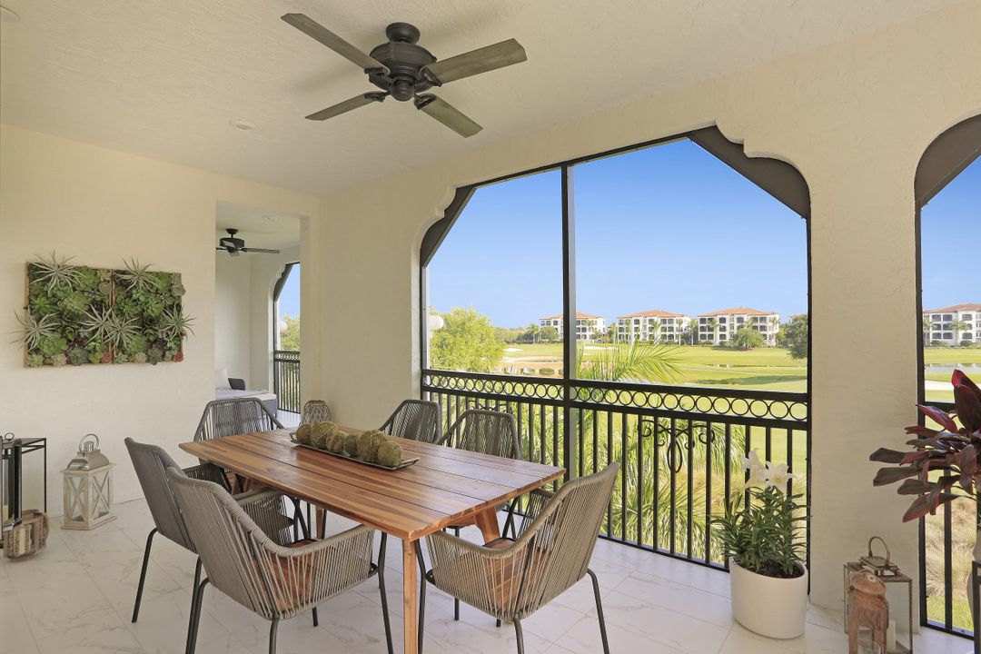 16379 Viansa Way, Naples, FL 34110