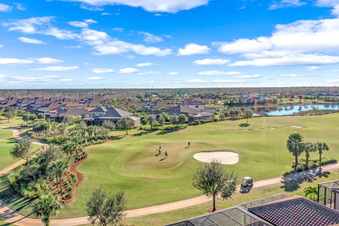 9308 Tulipano Ter, Naples, FL 34119