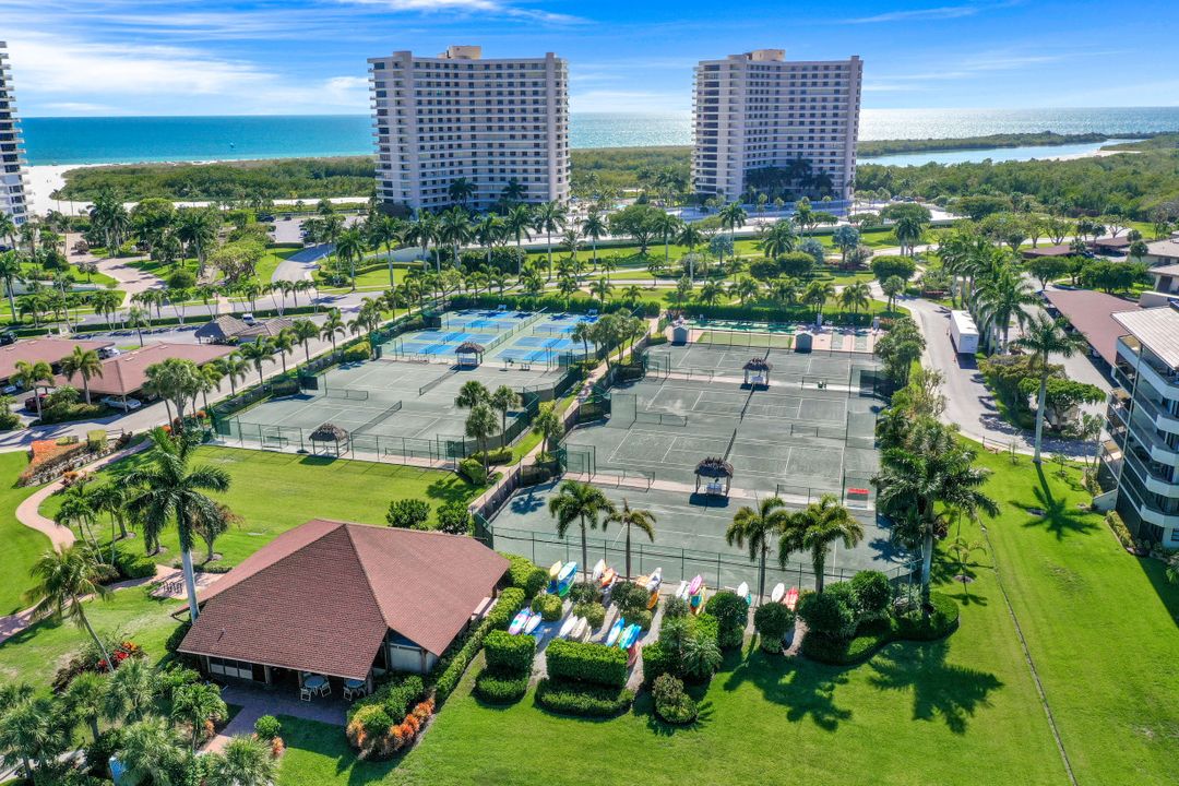 633 Seaview Ct #M-4, Marco Island, FL 34145