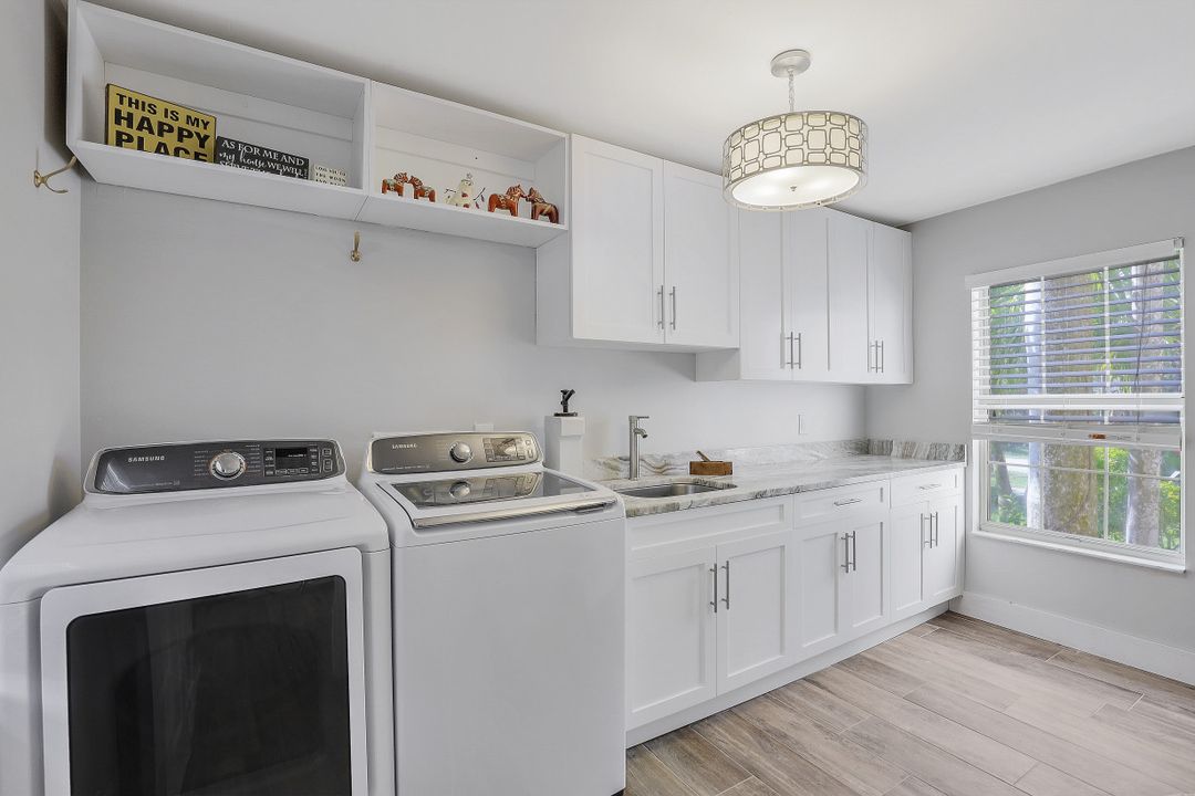 1320 Alcazar Ave, Fort Myers, FL 33901