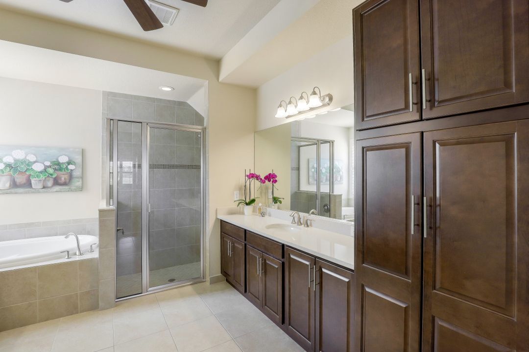 11520 Stonecreek Cir, Fort Myers, FL 33913